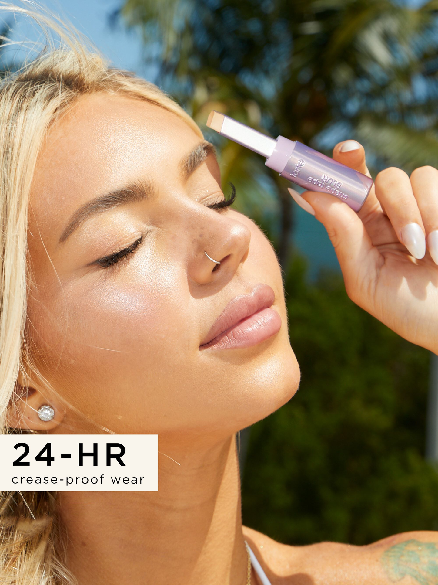 💞Last 4 hours 50% off!⏰The game-changing duo: First-ever shape tape concealer stick + FREE diamond-shaped brush!